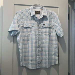 Shirt sleeve snap shirt